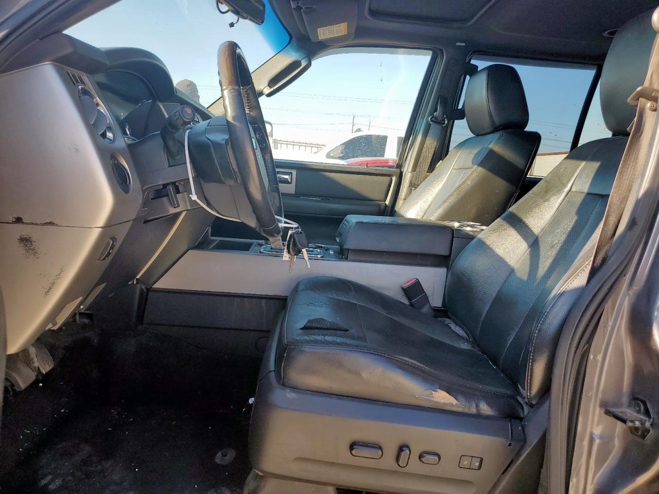 2012 Ford Expedition Limited VIN: 1FMJU2A58CEF10100 Lot: 84558755