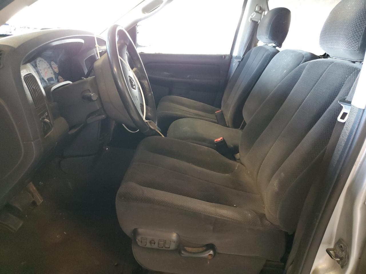 2002 Dodge Ram 1500 VIN: 3D7HA18NX2G159022 Lot: 83990455