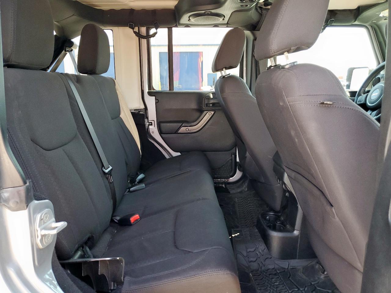 2013 Jeep Wrangler Unlimited Sport VIN: 1C4HJWDG7DL690781 Lot: 80717565