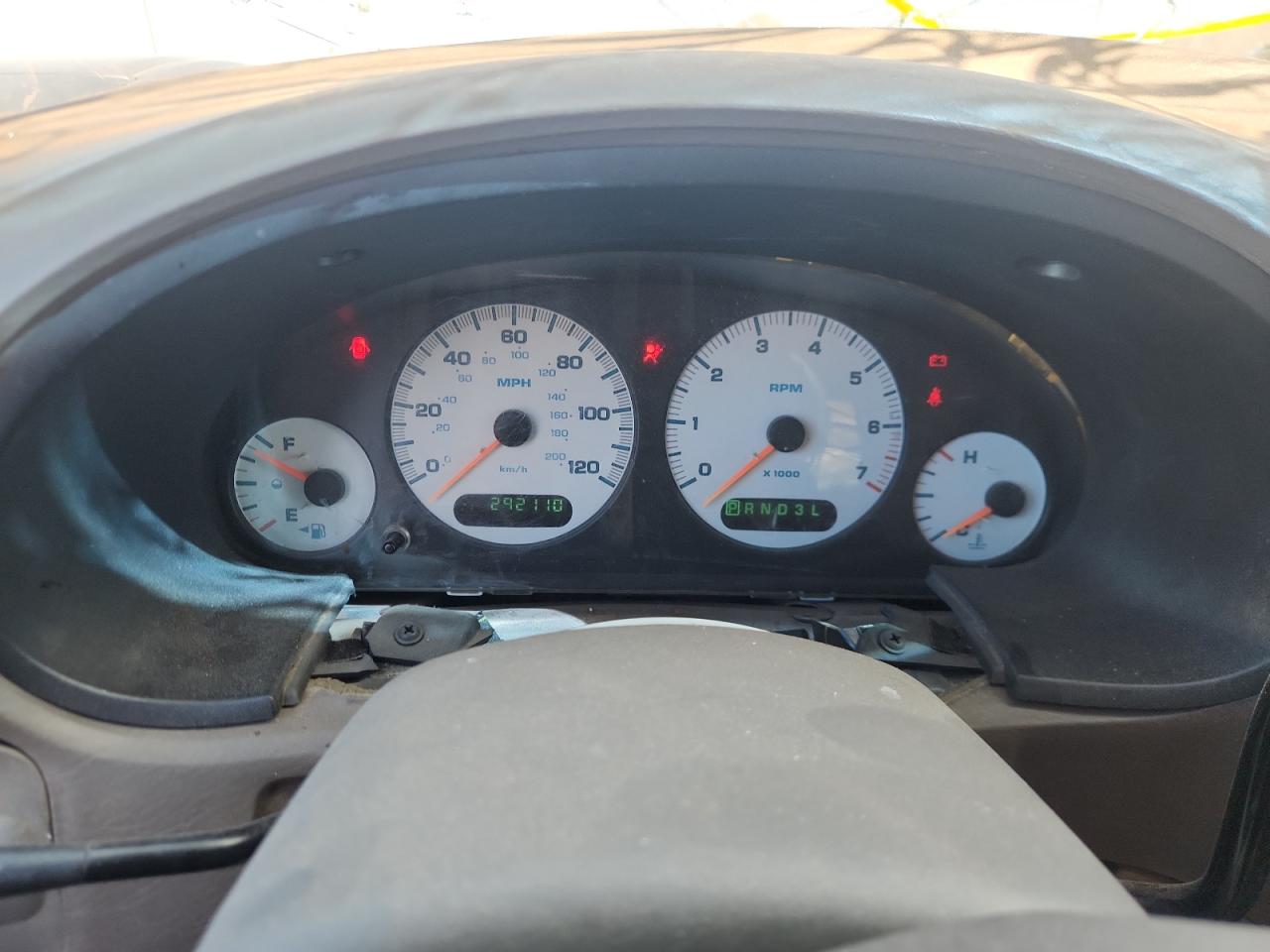 2001 Chrysler Voyager VIN: 1C4GJ25351B120098 Lot: 80496045