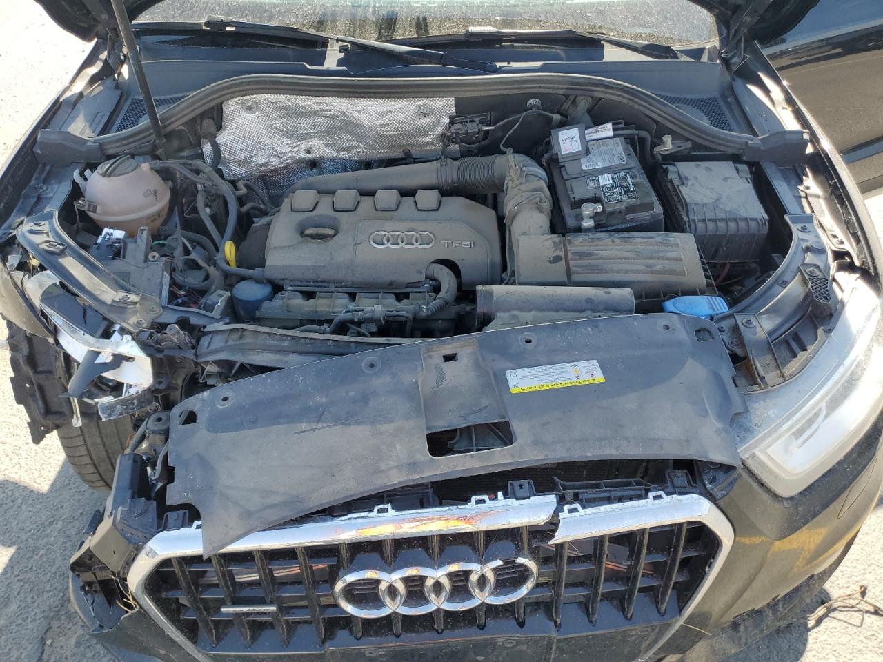 2015 Audi Q3 Prestige VIN: WA1GFCFS6FR000221 Lot: 71204465