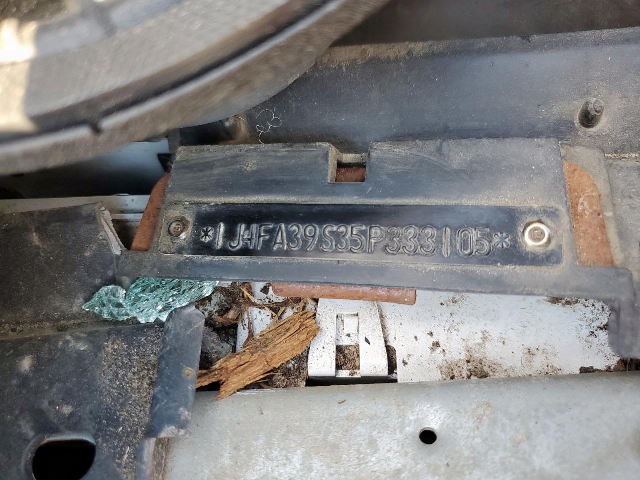 2005 Jeep Wrangler X VIN: 1J4FA39S35P333105 Lot: 81940865