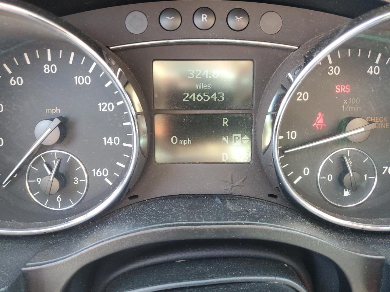 2006 Mercedes-Benz R 500 VIN: 4JGCB75E96A020833 Lot: 81700915