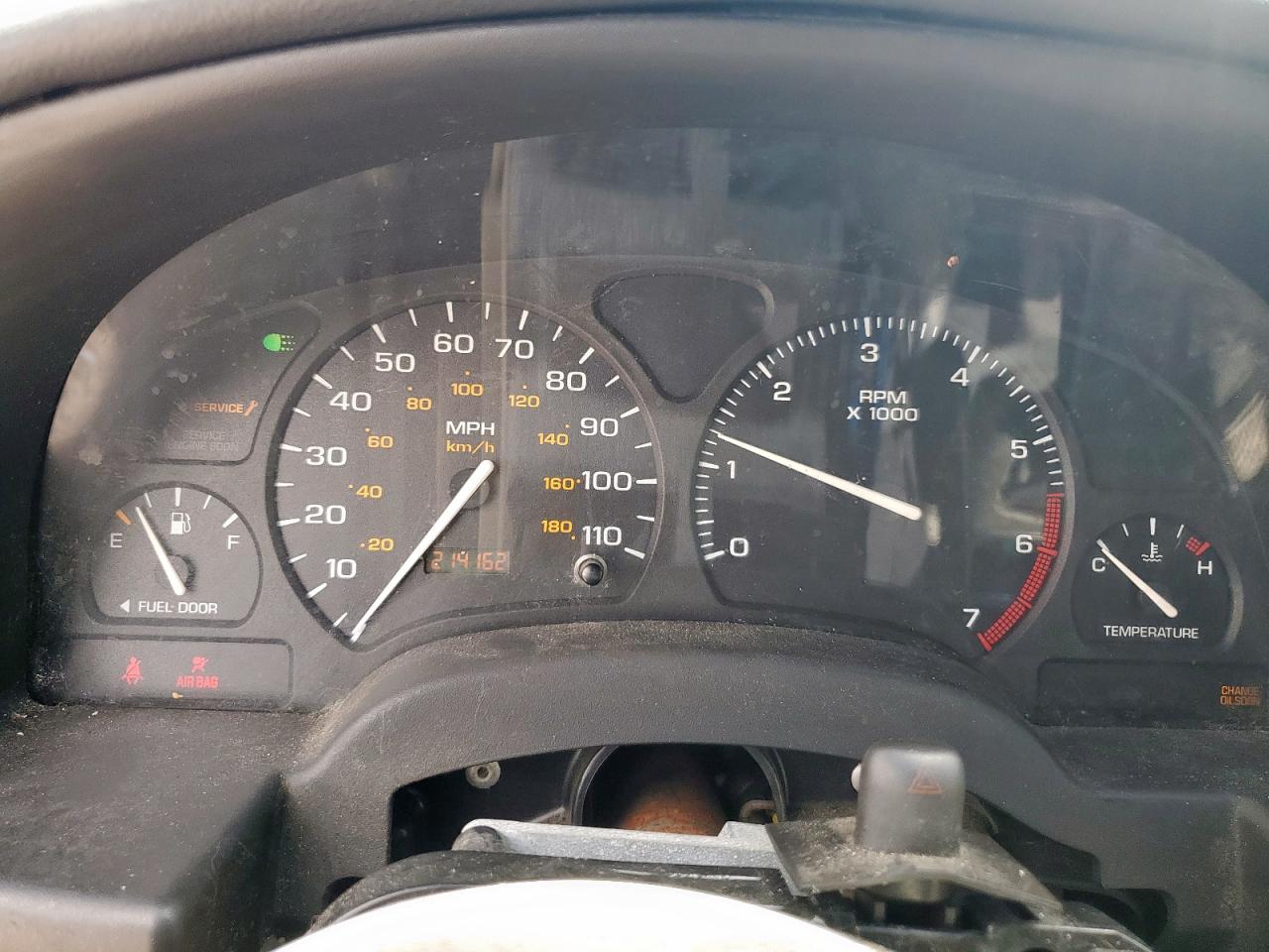 2002 Saturn Sl VIN: 1G8ZF52812Z229544 Lot: 83826835