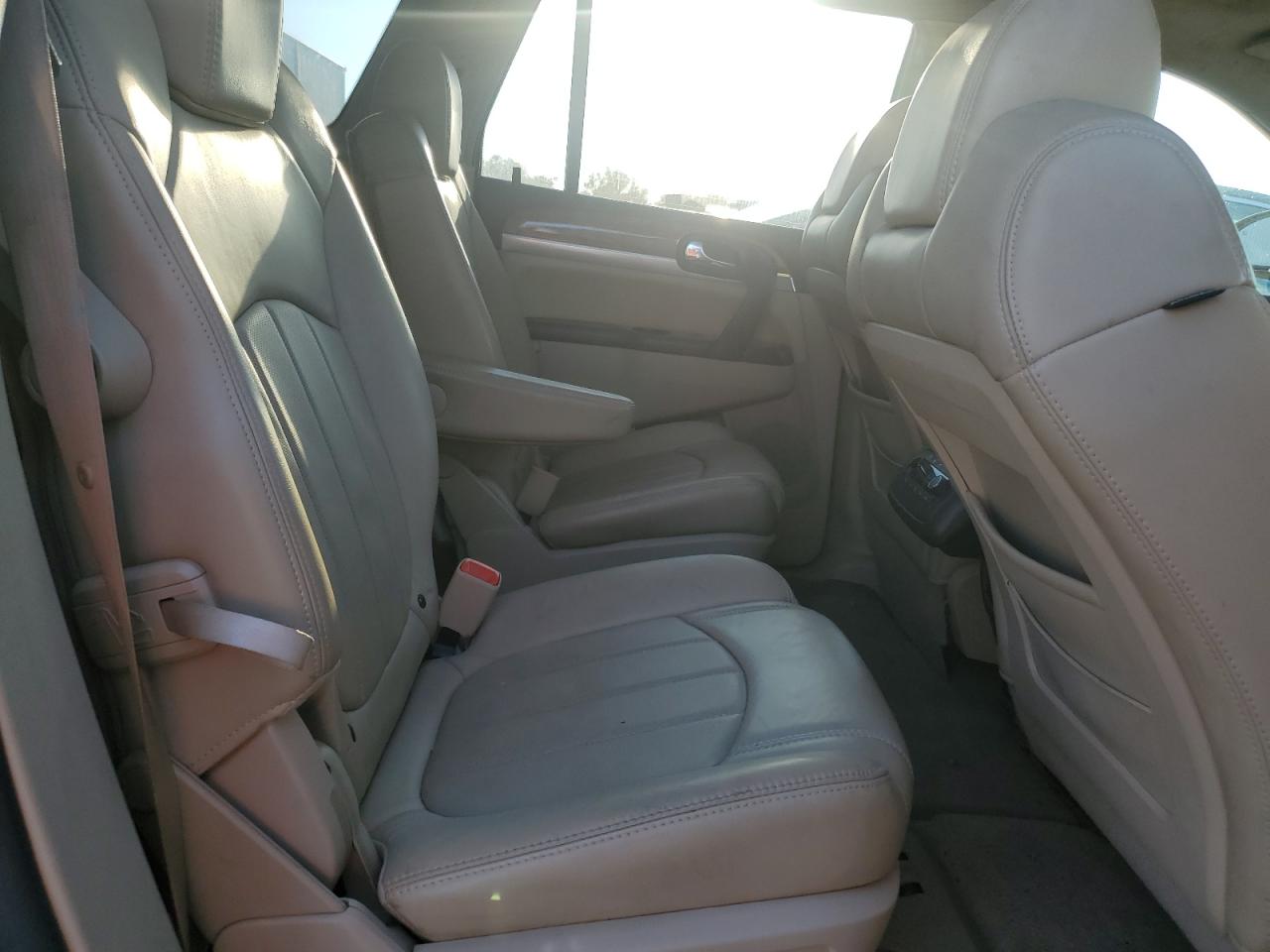 2008 Buick Enclave Cxl VIN: 5GAER23738J233572 Lot: 80129705