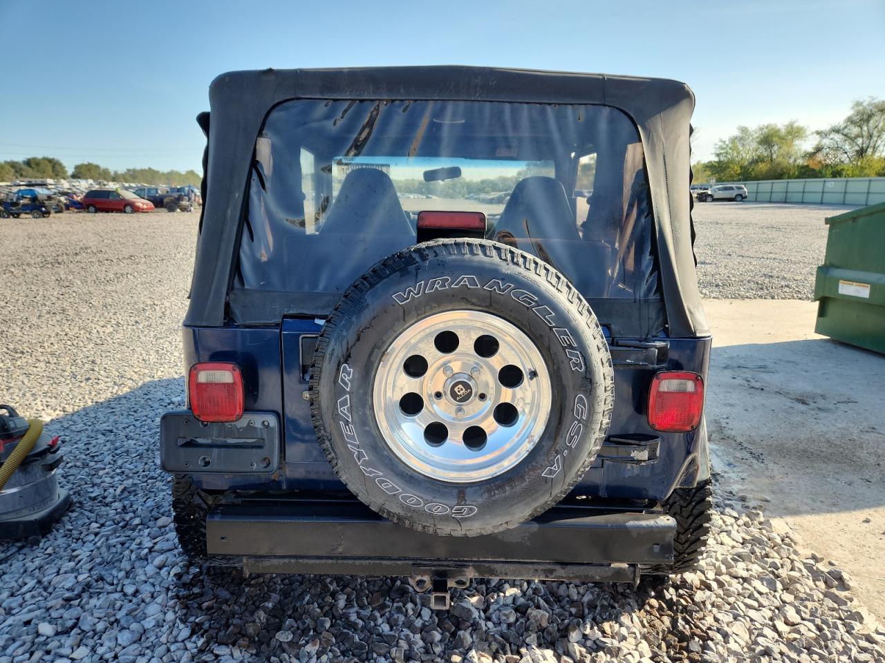 2000 Jeep Wrangler / Tj Sport VIN: 1J4FA49S2YP732291 Lot: 72084985
