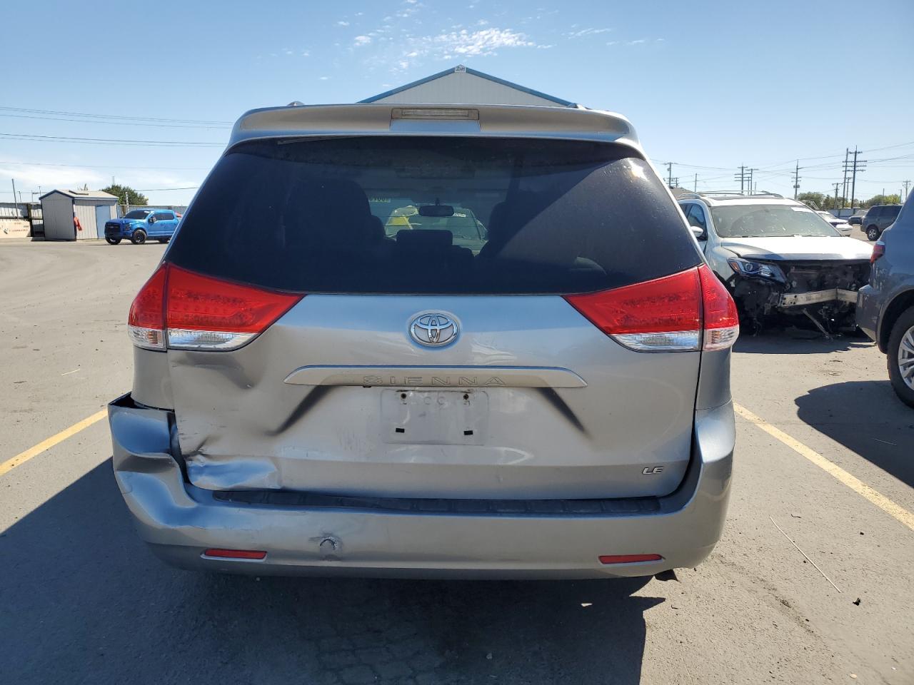 2012 Toyota Sienna Le VIN: 5TDKK3DC1CS177067 Lot: 80752135