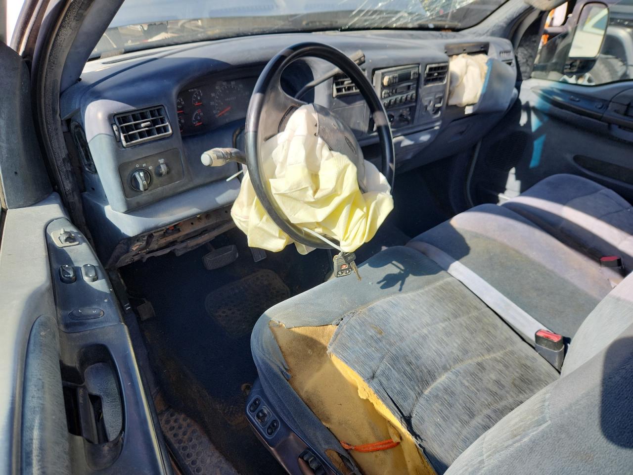 2000 Ford F350 Srw Super Duty VIN: 1FTSX31FXYEC82218 Lot: 81211665