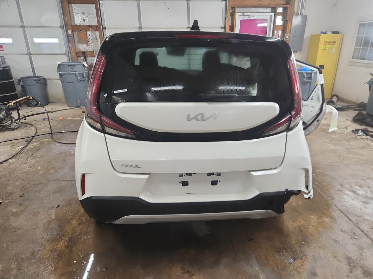 2023 Kia Soul Lx VIN: KNDJ23AU0P7872021 Lot: 70549195