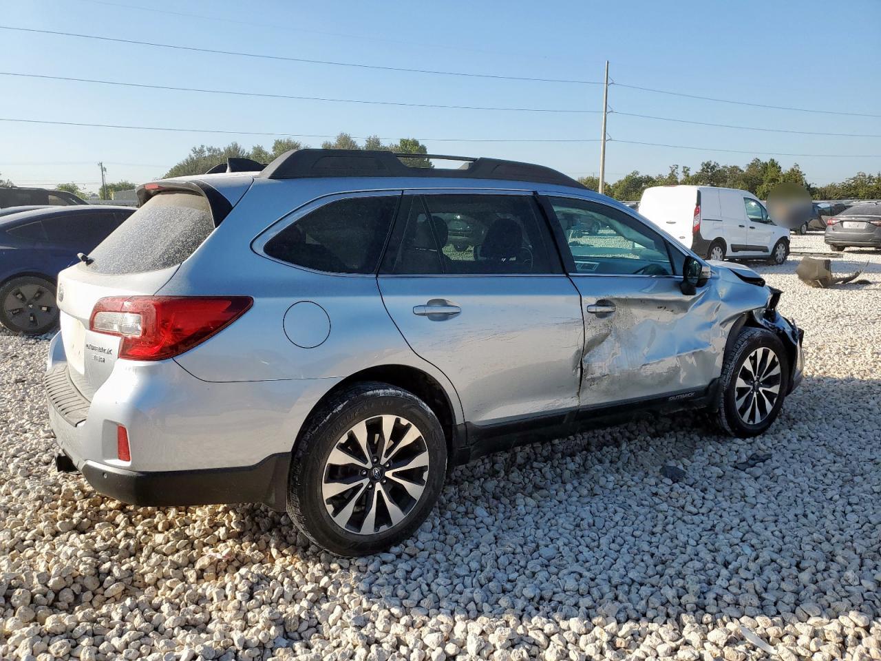 2017 Subaru Outback 3.6R Limited silver null gasoline 4S4BSENC5H3338647 photo #4