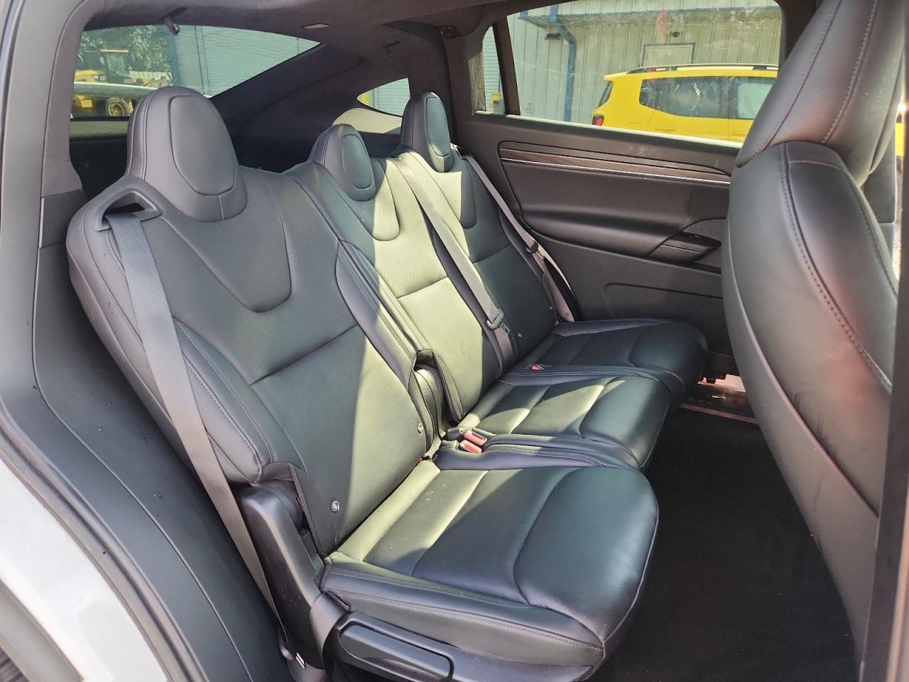 2023 Tesla Model X VIN: 7SAXCDE53PF395436 Lot: 70820055