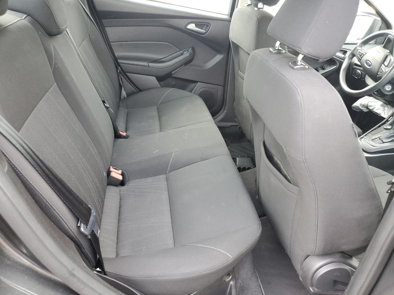 2017 Ford Focus Se VIN: 1FADP3F2XHL209446 Lot: 83966925