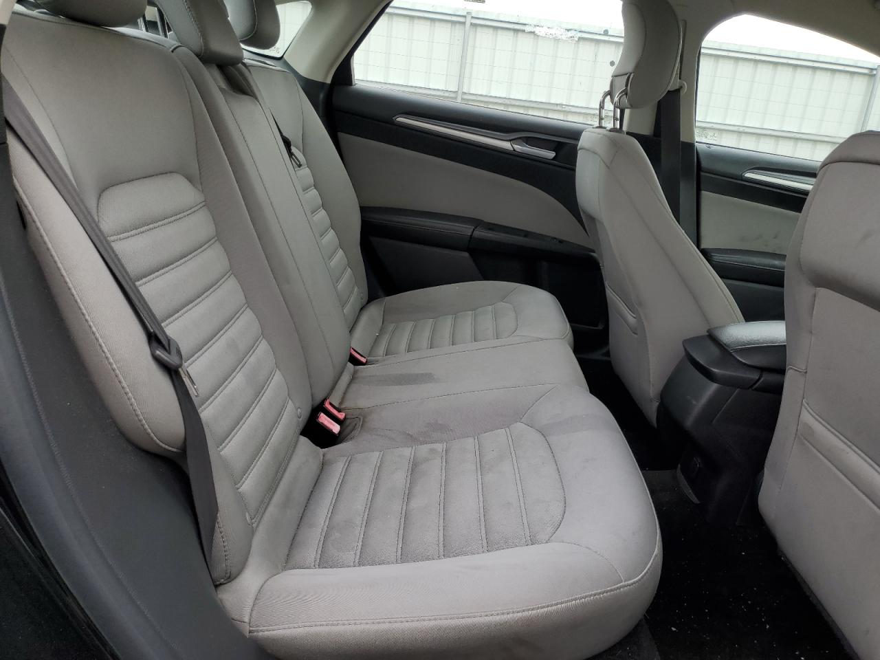 2014 Ford Fusion S VIN: 1FA6P0G70E5360197 Lot: 81187415