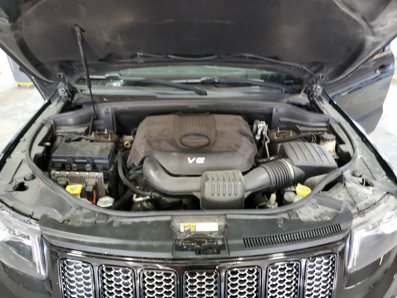 2015 Jeep Grand Cherokee Laredo VIN: 1C4RJFAGXFC627864 Lot: 71897845