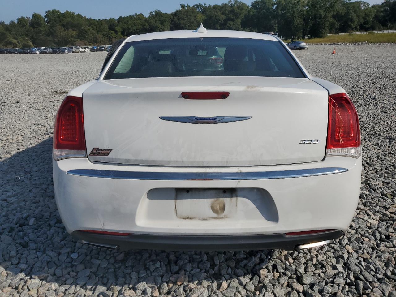 2018 Chrysler 300 Touring VIN: 2C3CCAAG8JH342061 Lot: 81662535