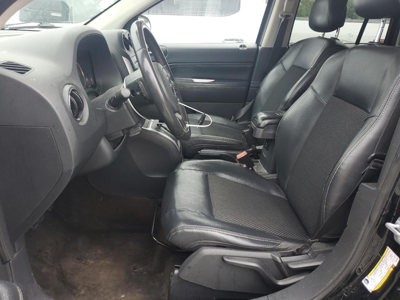 2014 Jeep Compass Latitude VIN: 1C4NJDEB4ED846667 Lot: 80203185