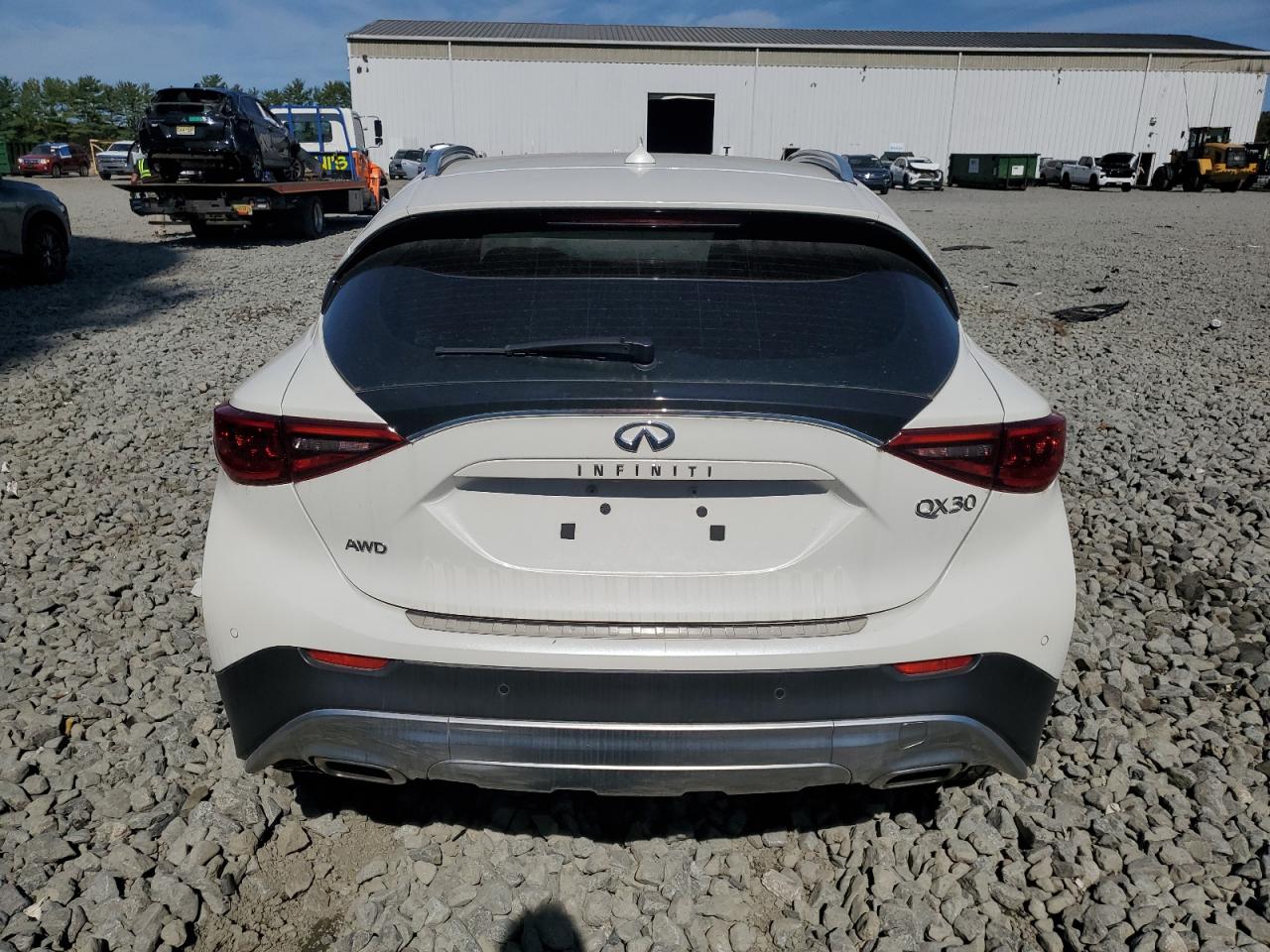 2017 Infiniti Qx30 Base VIN: SJKCH5CR4HA027055 Lot: 80517435