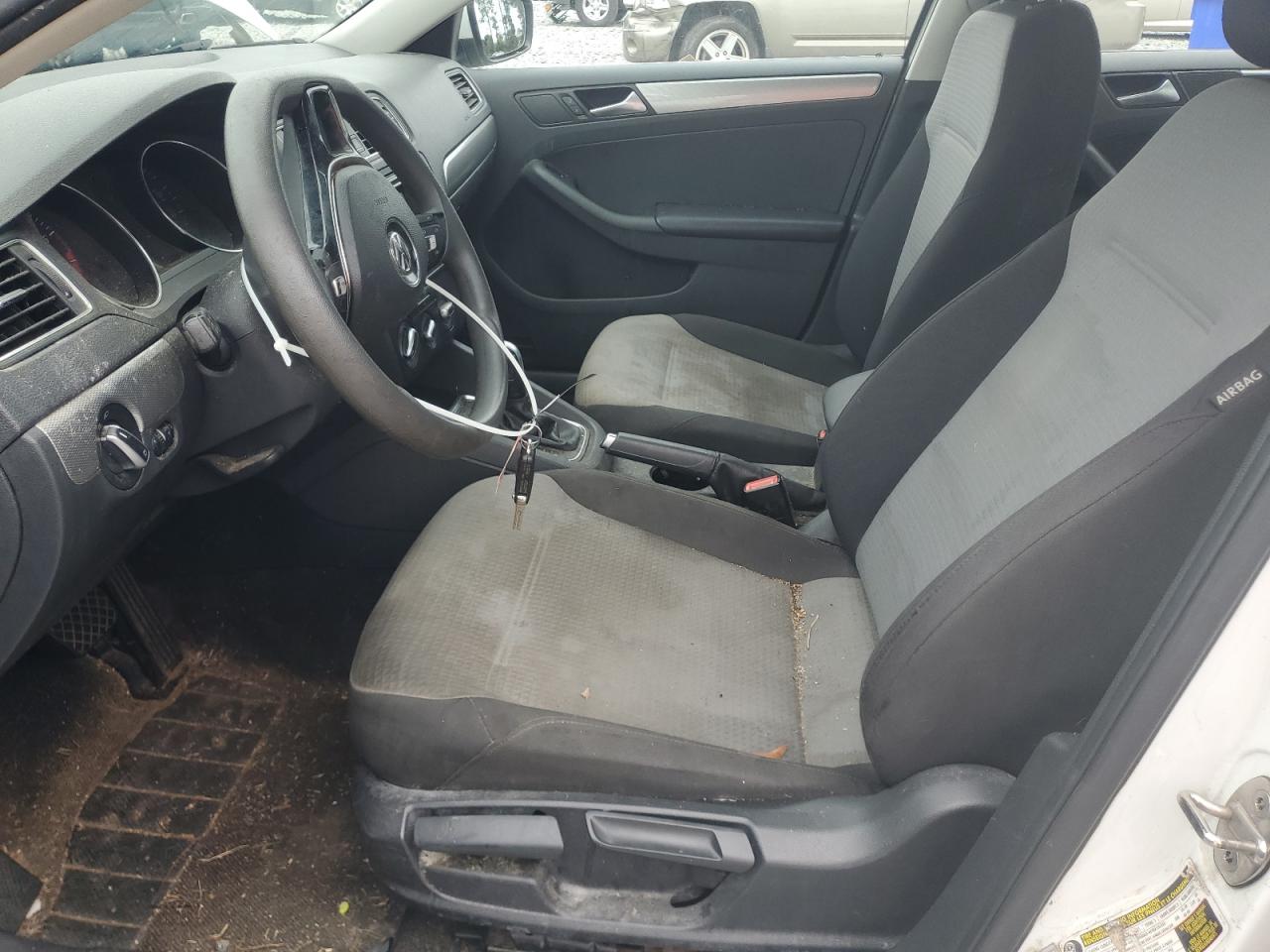 2017 Volkswagen Jetta S VIN: 3VW2B7AJ2HM220670 Lot: 81823135