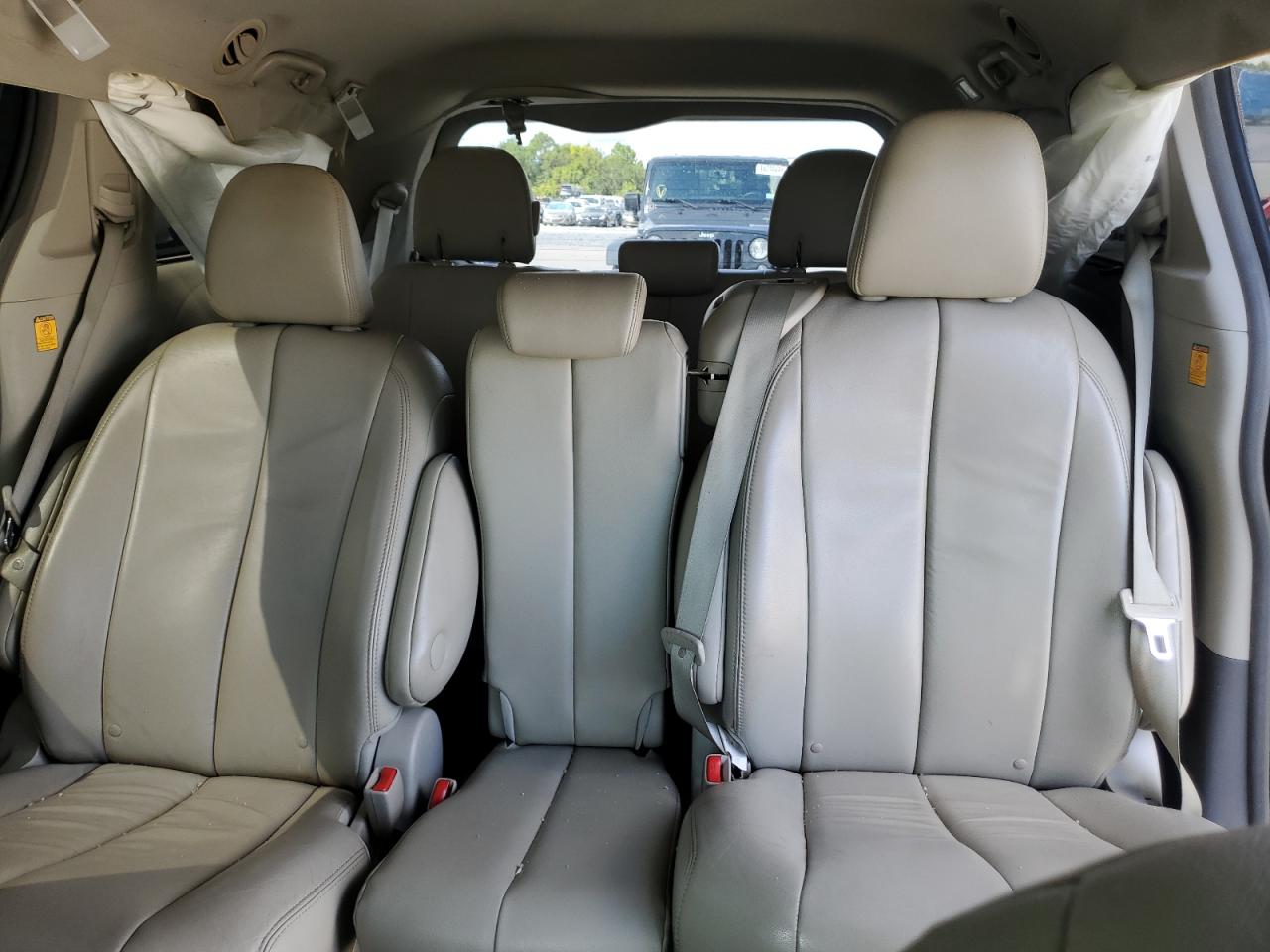 2013 Toyota Sienna Xle VIN: 5TDYK3DC8DS281566 Lot: 84259815