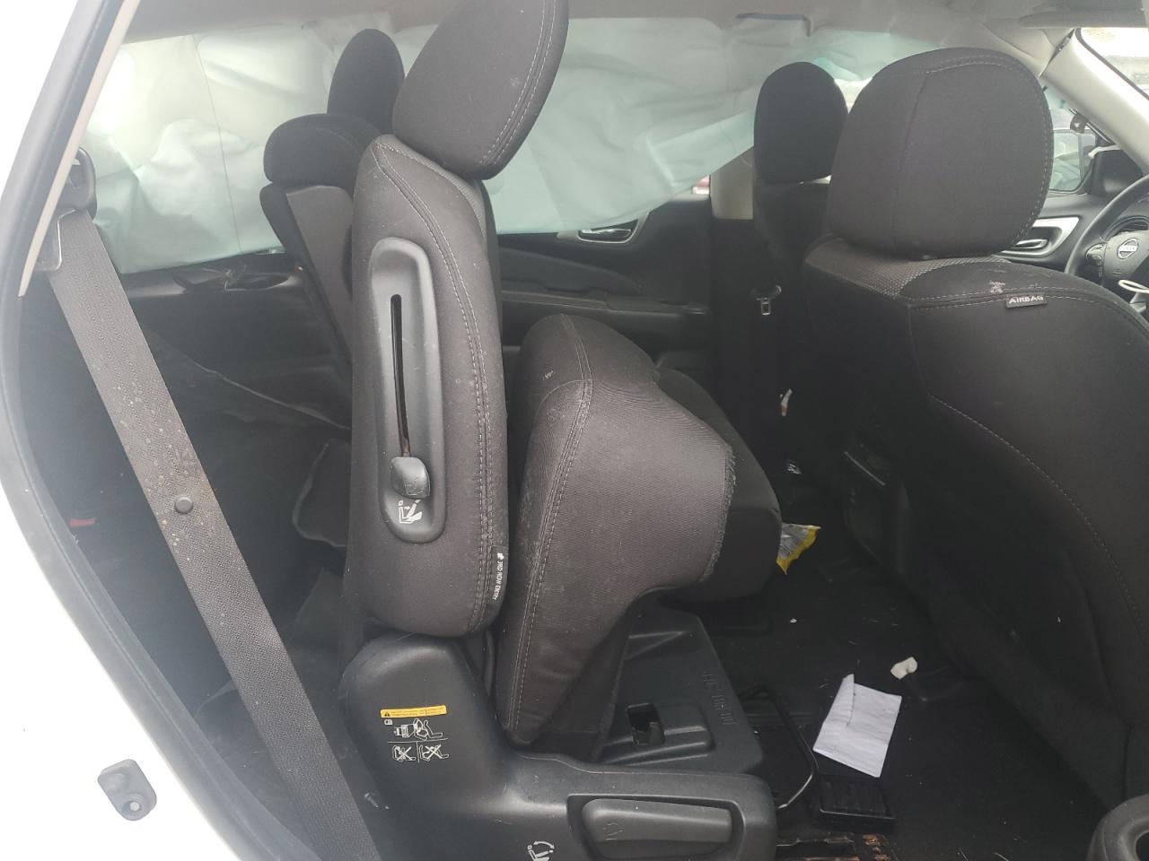 2018 Nissan Pathfinder S VIN: 5N1DR2MM5JC647831 Lot: 81758705