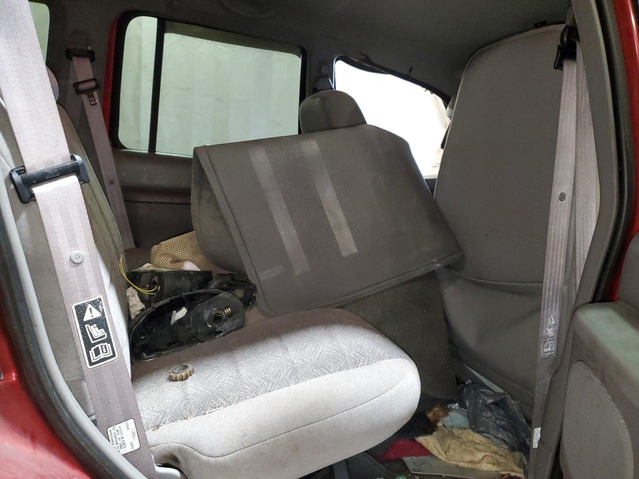 1999 Ford Explorer VIN: 1FMZU34E0XUC18649 Lot: 83829905