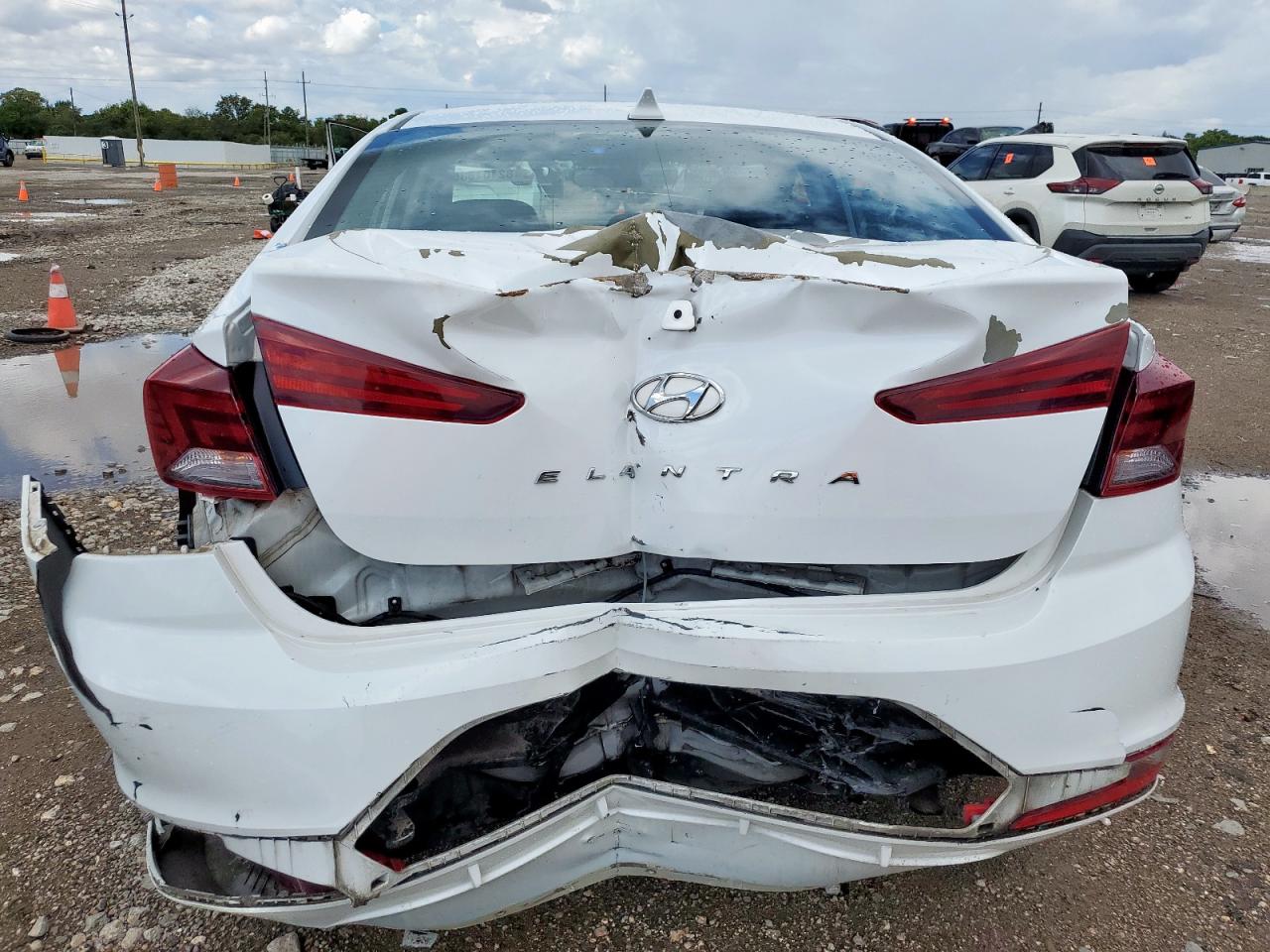 2020 Hyundai Elantra Sel VIN: 5NPD84LF6LH570593 Lot: 82101335