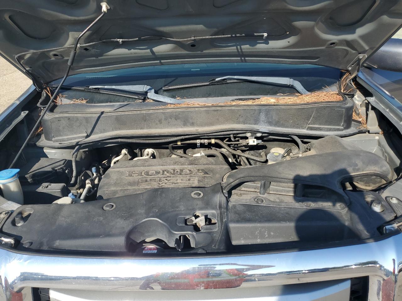 2011 Honda Pilot Touring VIN: 5FNYF4H94BB051761 Lot: 81001295