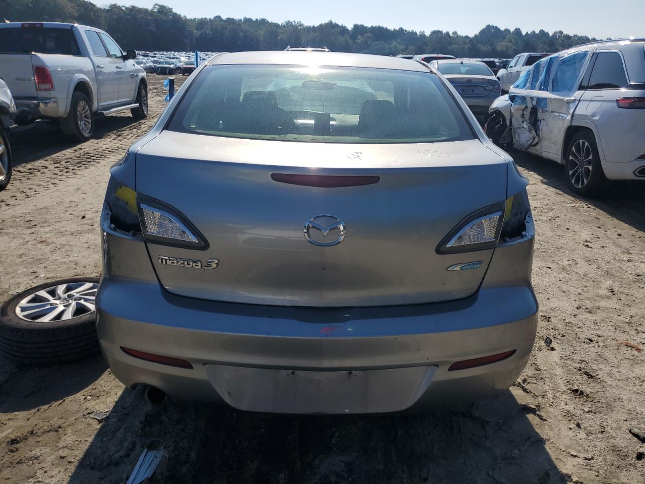 2012 Mazda 3 I VIN: JM1BL1V82C1611537 Lot: 81307525