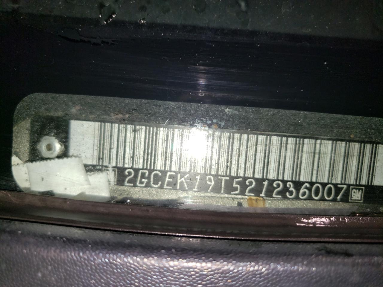 2002 Chevrolet Silverado K1500 VIN: 2GCEK19T521236007 Lot: 80564235