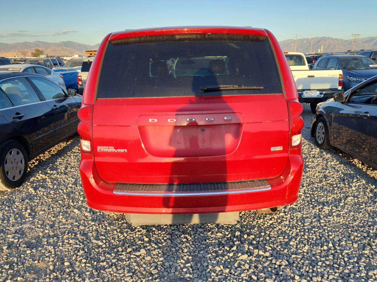 2013 Dodge Grand Caravan Sxt VIN: 2C4RDGCG3DR637568 Lot: 84172945