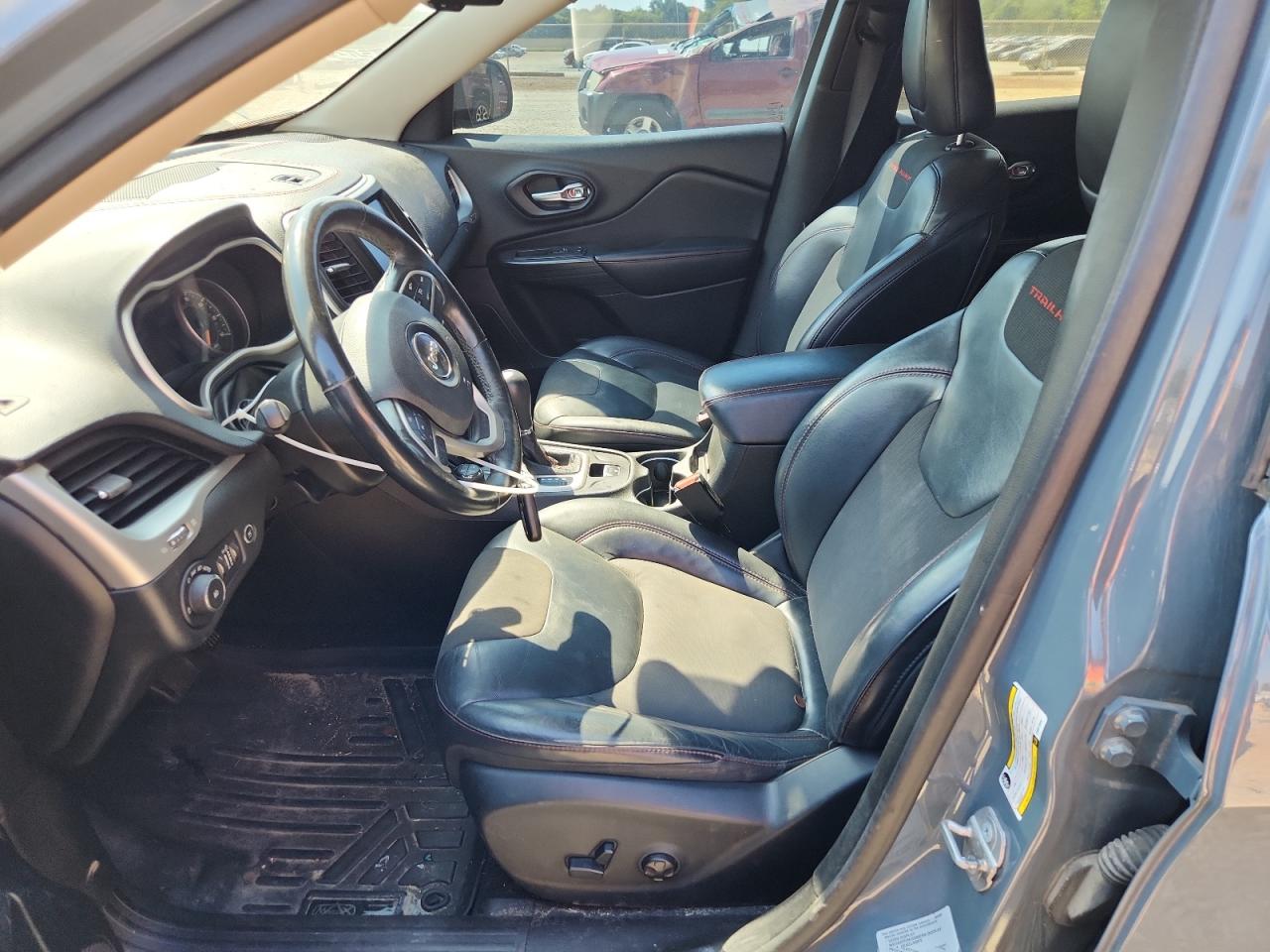 2015 Jeep Cherokee Trailhawk VIN: 1C4PJMBS8FW673562 Lot: 80749925