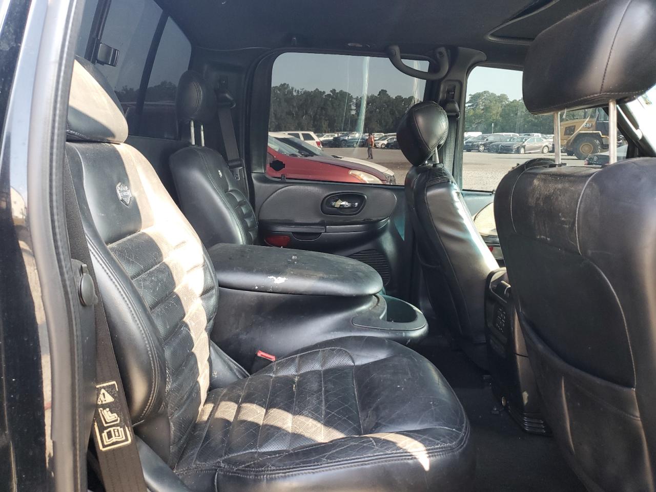 2002 Ford F150 Supercrew Harley Davidson VIN: 1FTRW07392KD17143 Lot: 81035945