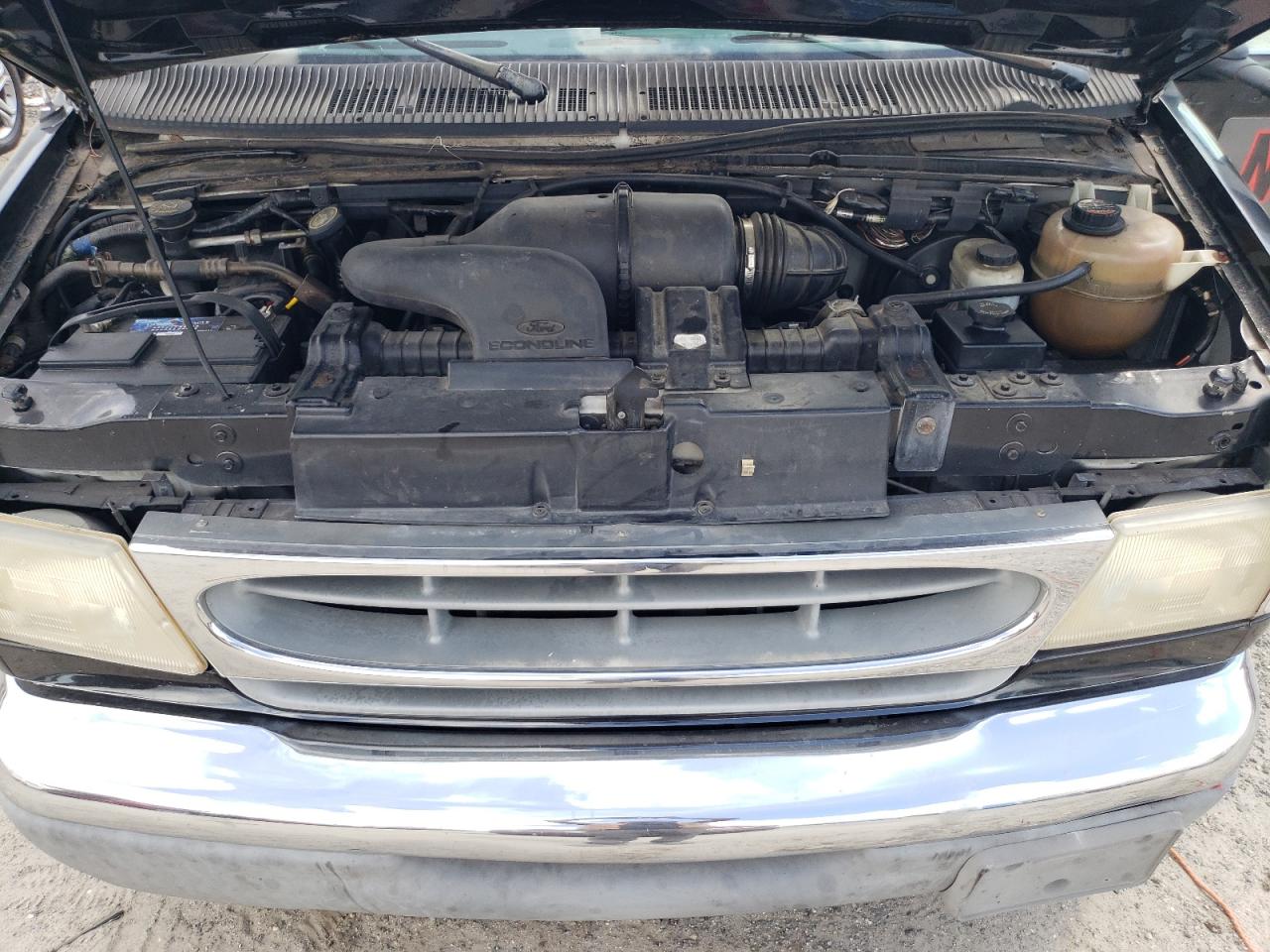 1999 Ford Econoline E350 Super Duty Wagon VIN: 1FBSS31L9XHC09122 Lot: 80714855