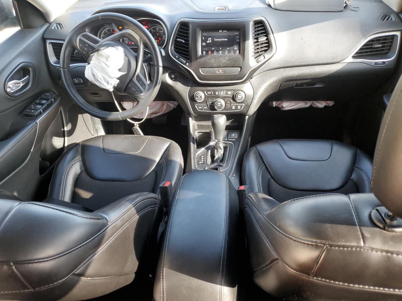 2019 Jeep Cherokee Latitude Plus VIN: 1C4PJLLN3KD267049 Lot: 81344455