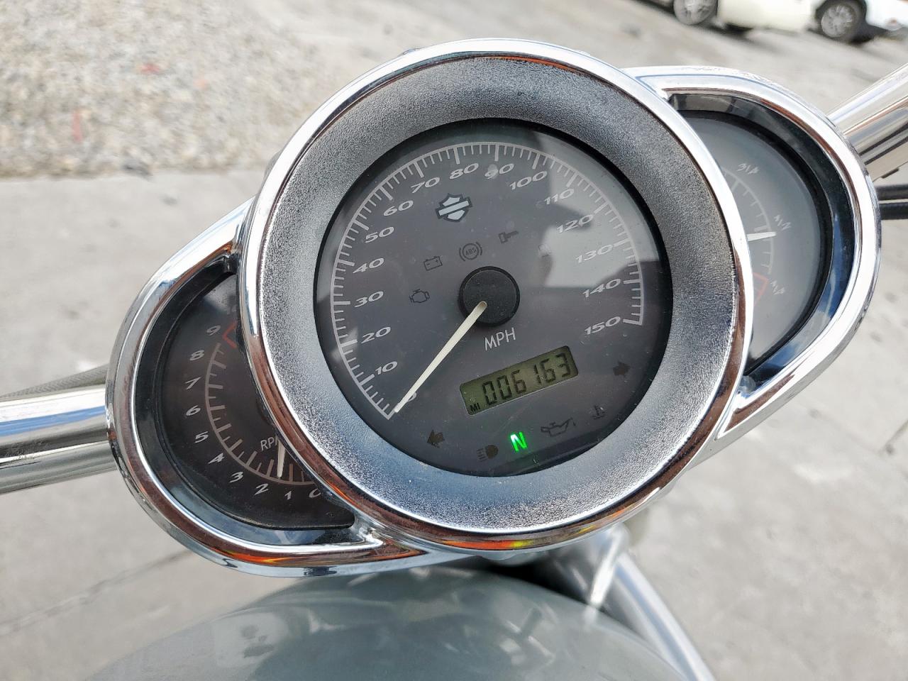 2012 Harley-Davidson Vrscdxa Anniversary VIN: 1HD1HHH2XCC808312 Lot: 83995335