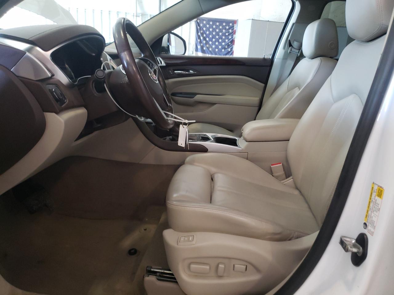 2015 Cadillac Srx Luxury Collection VIN: 3GYFNEE33FS560716 Lot: 81799575