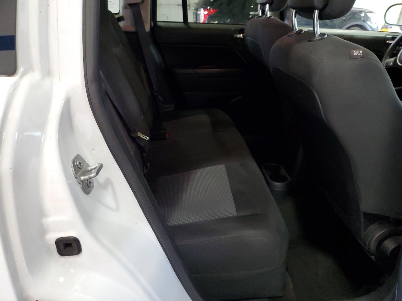 2016 Jeep Compass Sport VIN: 1C4NJCBA2GD611368 Lot: 80081635