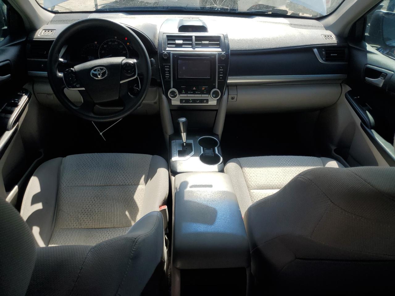 2012 Toyota Camry Base VIN: 4T4BF1FKXCR202557 Lot: 83831525