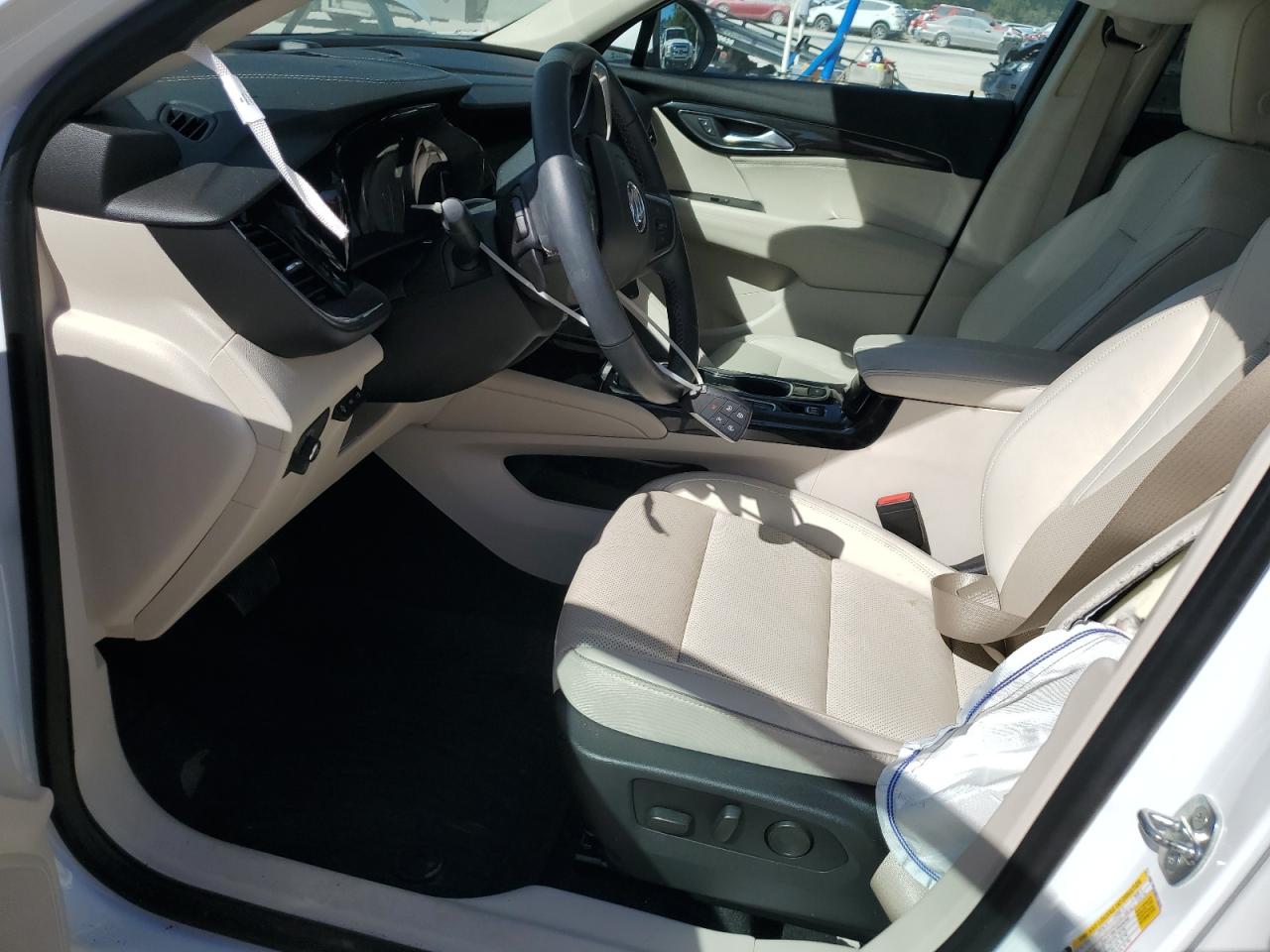 2021 Buick Envision Essence VIN: LRBFZNR43MD178422 Lot: 84013525