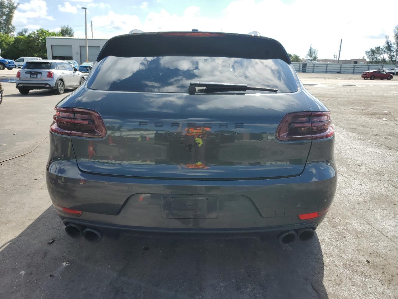 2017 Porsche Macan Gts VIN: WP1AG2A55HLB53245 Lot: 71077485