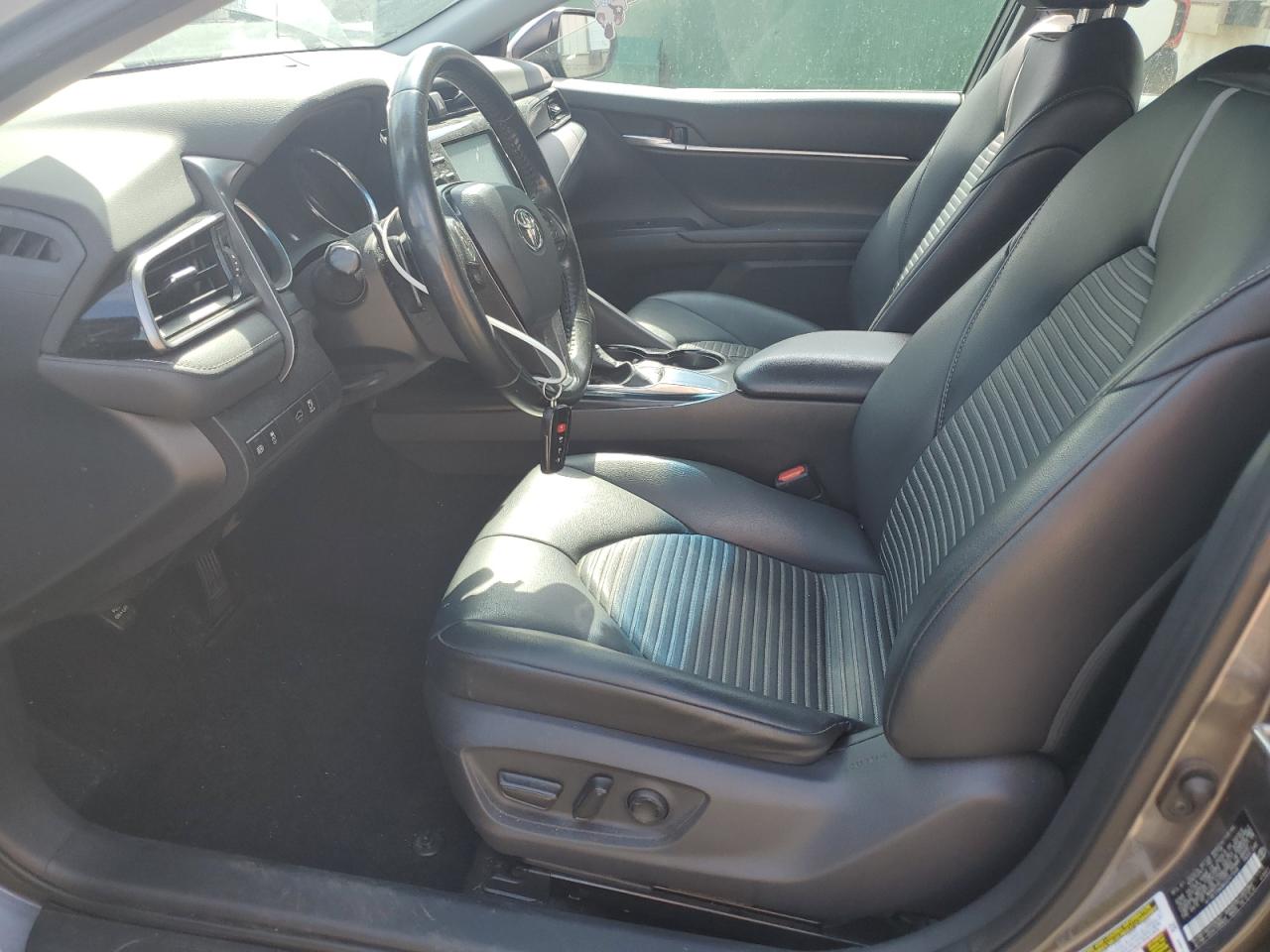 2019 Toyota Camry L VIN: 4T1B11HK8KU247548 Lot: 80746295