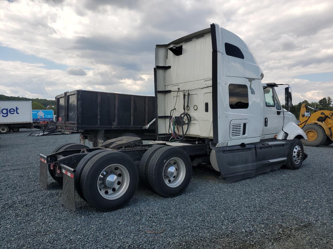 2016 International Prostar Semi Truck VIN: 3HSDJSNR5GN110830 Lot: 70861125