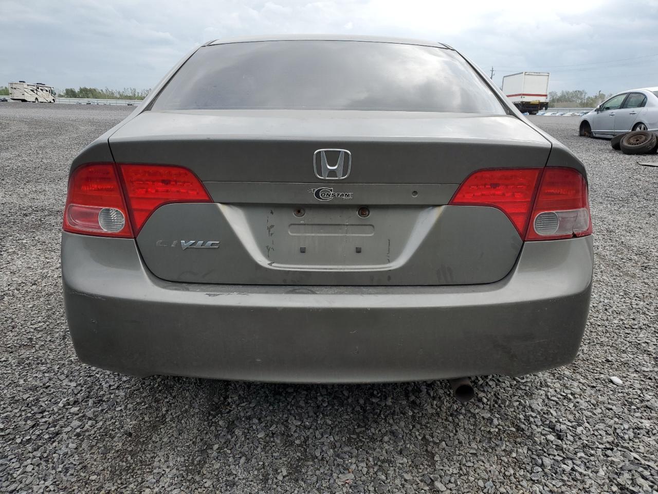 2007 Honda Civic Dx VIN: 2HGFA15357H013981 Lot: 72002555