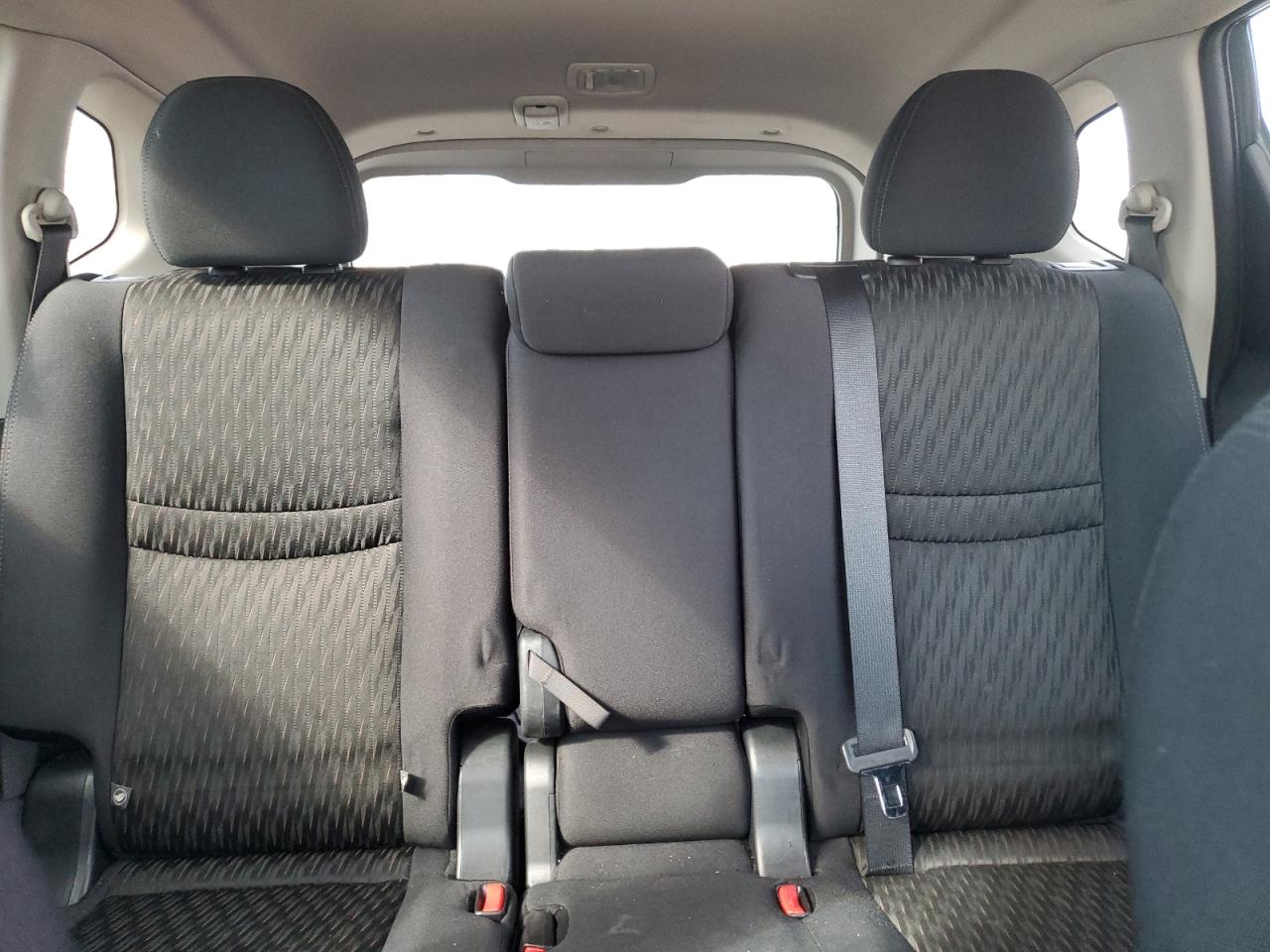 2017 Nissan Rogue S VIN: 5N1AT2MT6HC840673 Lot: 80032405