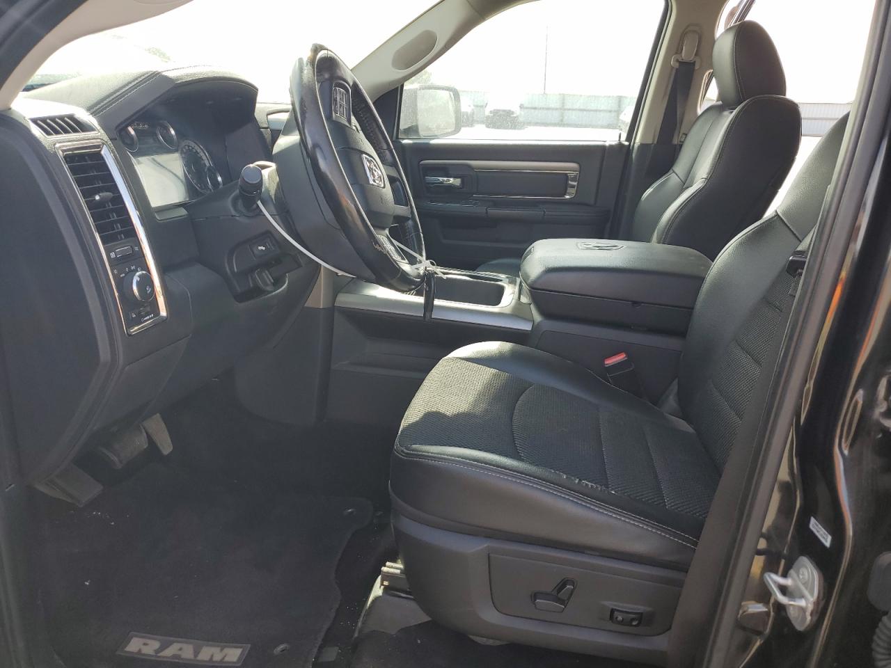 2015 Ram 1500 Sport VIN: 1C6RR7MT5FS725446 Lot: 81599145