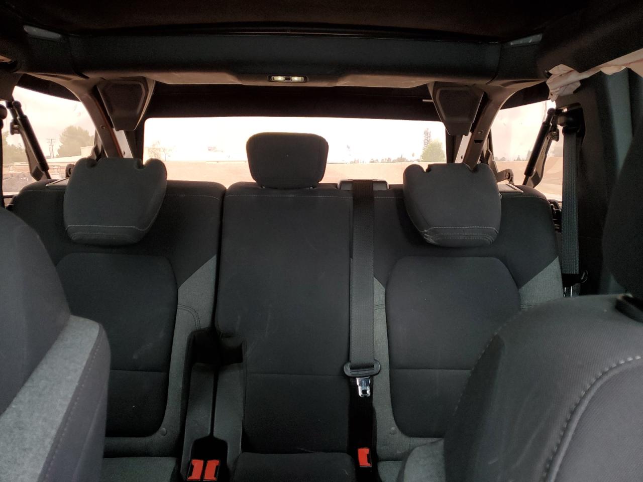 2022 Ford Bronco Base VIN: 1FMDE5BH4NLA76891 Lot: 80335625