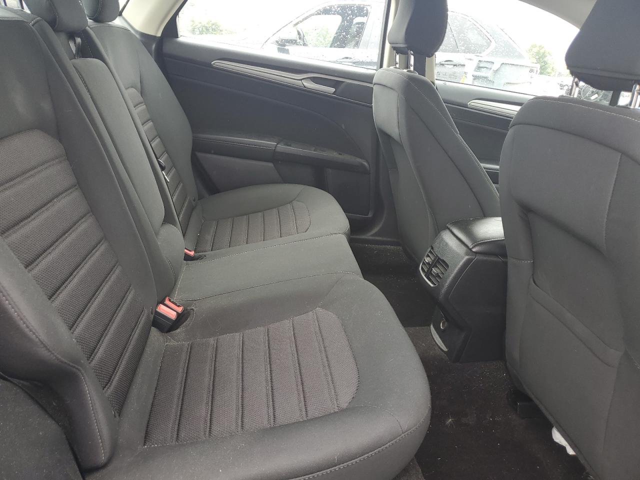 2020 Ford Fusion Se VIN: 3FA6P0HD3LR248203 Lot: 82157265