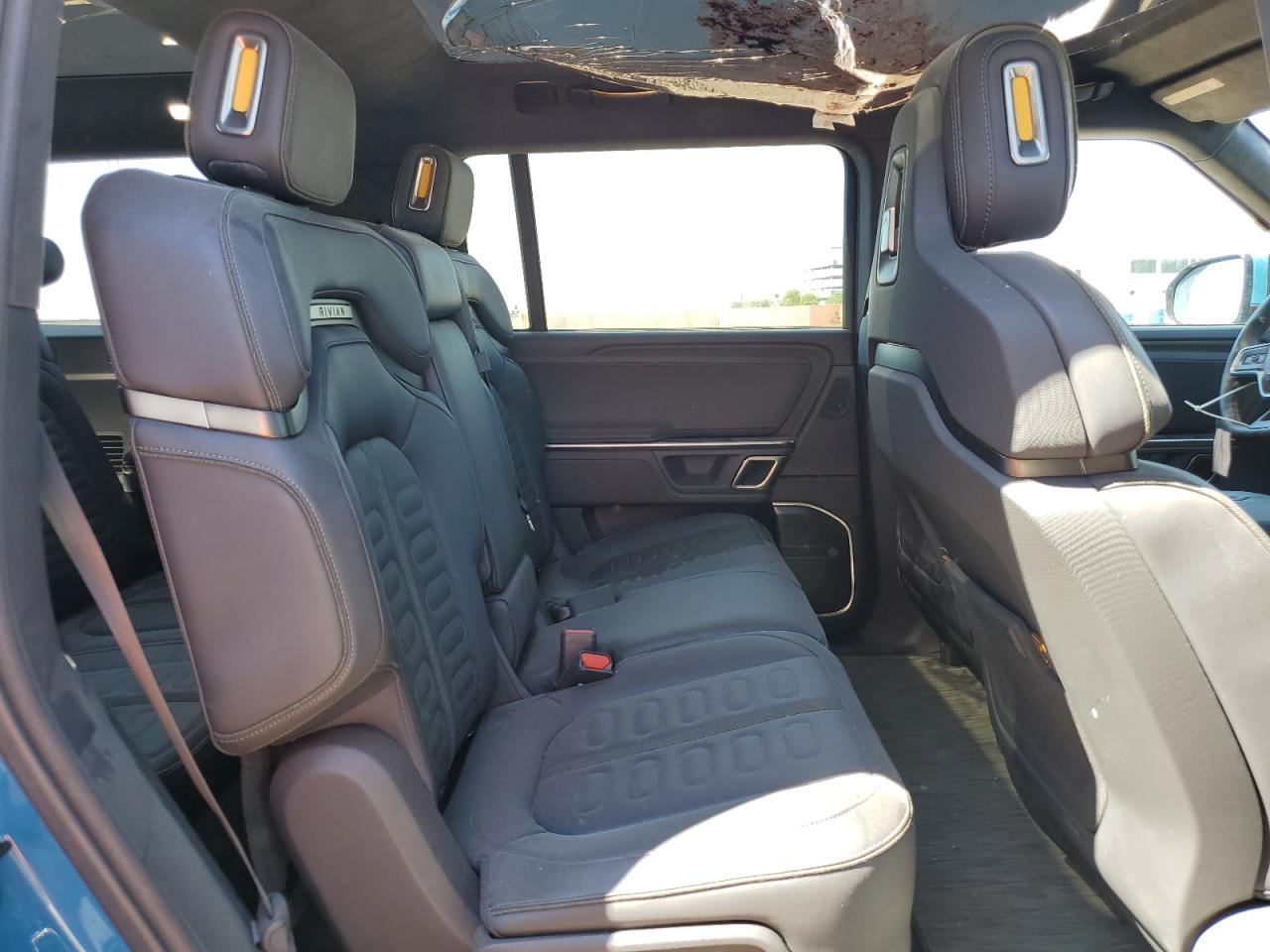 2024 Rivian R1S Adventure VIN: 7PDSGCBA3RN032705 Lot: 84604395