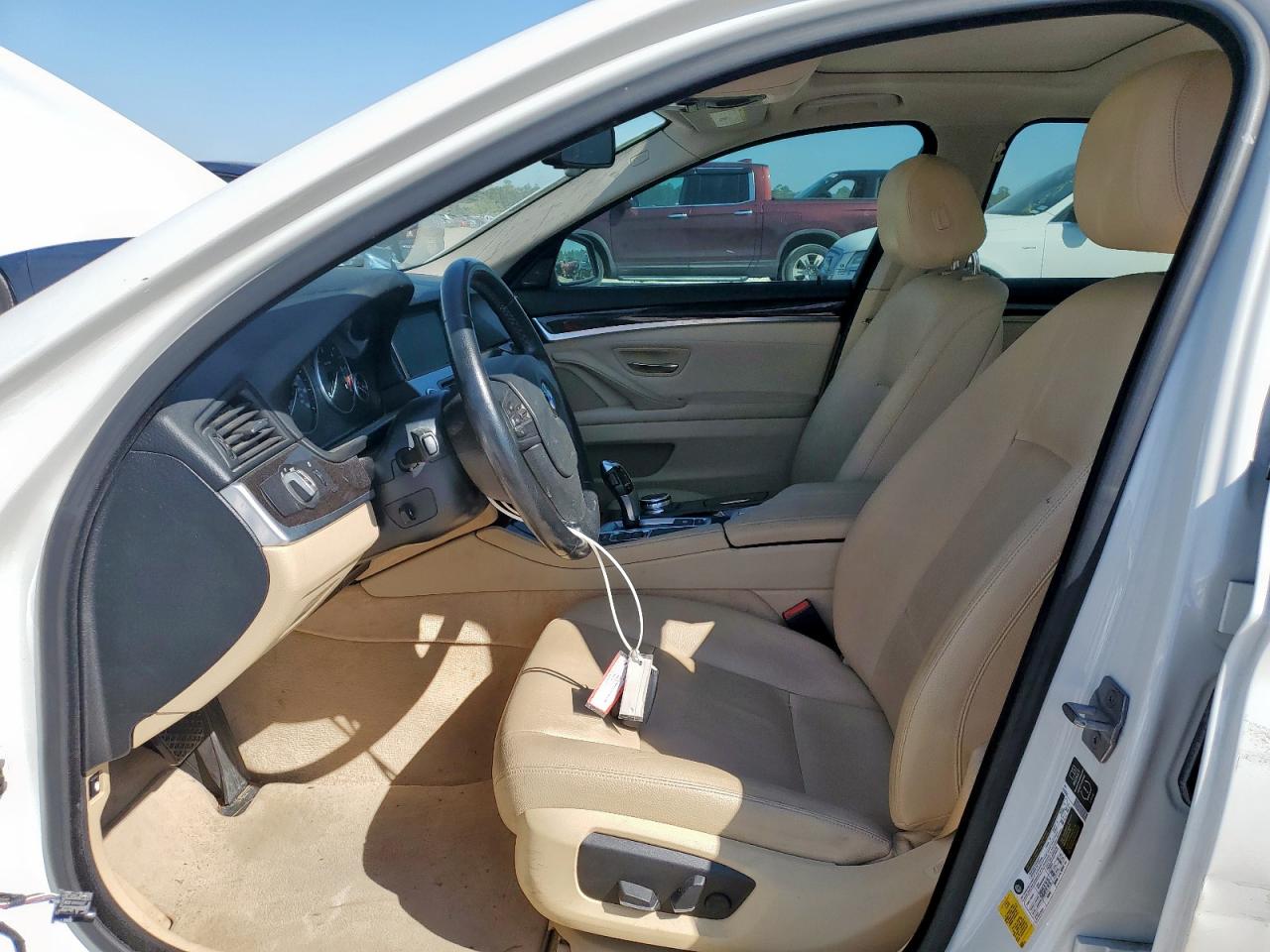 2014 BMW 535 D VIN: WBAXA5C57ED690939 Lot: 81805135