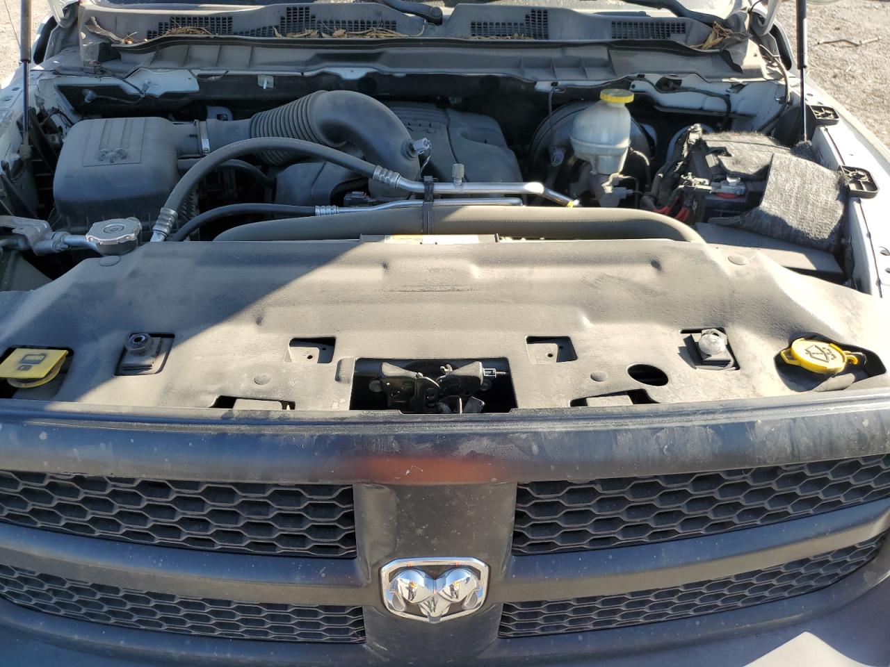 2018 Ram 1500 St VIN: 1C6RR6FTXJS133279 Lot: 81083455